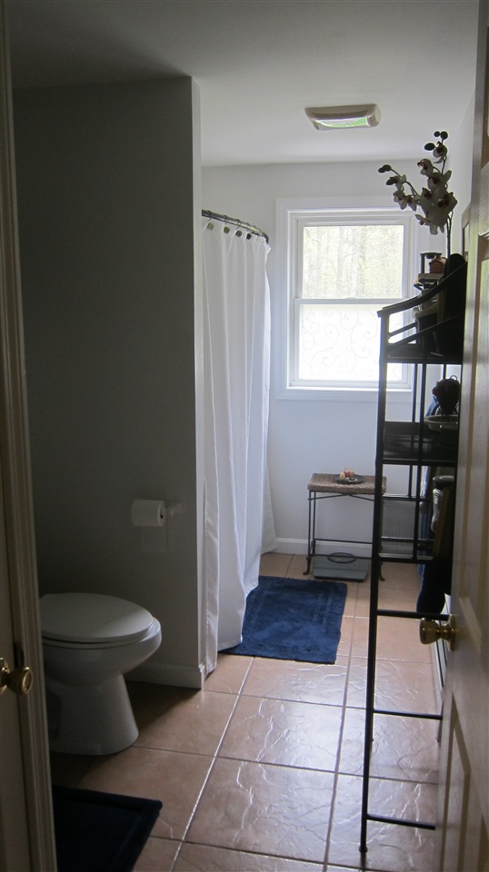 85 R Drew Road, Unit 85R Derry, NH 03038 - Photo 12 of 18