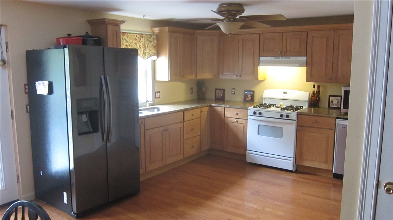 85 R Drew Road, Unit 85R Derry, NH 03038 - Photo 6 of 18