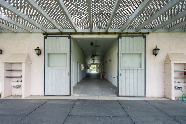 $6,745,000 | 82820 Avenue 54, Thermal, CA 92274
