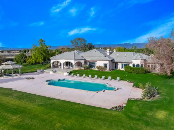 $6,745,000 | 82820 Avenue 54, Thermal, CA 92274