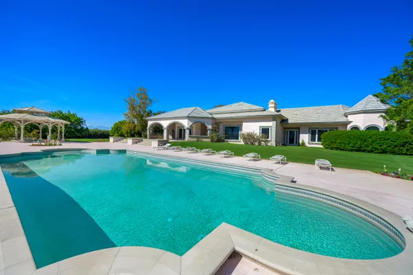 $6,745,000 | 82820 Avenue 54, Thermal, CA 92274