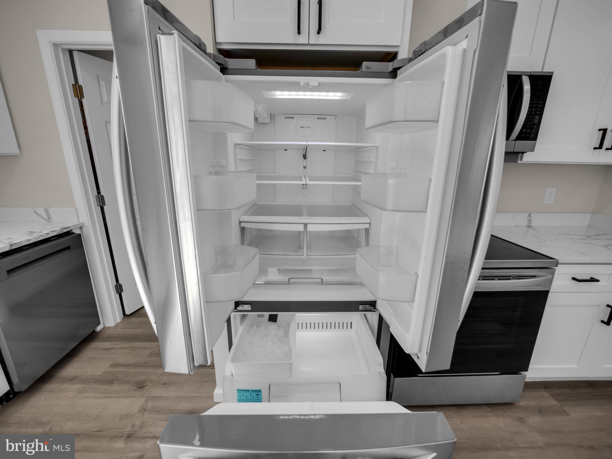 107 Broad Street Hurlock, MD 21643 - Photo 21 of 34 Very accommodating refrigerator