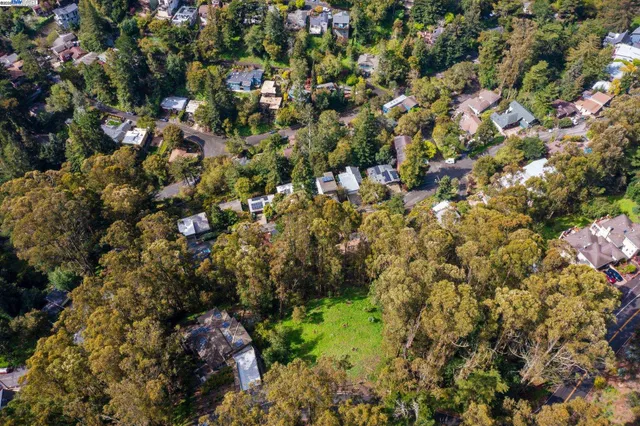 $599,000 | 7675 Skyline Boulevard, Oakland, CA 94611