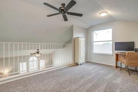 $339,900 | 7104 Summerset Drive, Benbrook, TX 76126