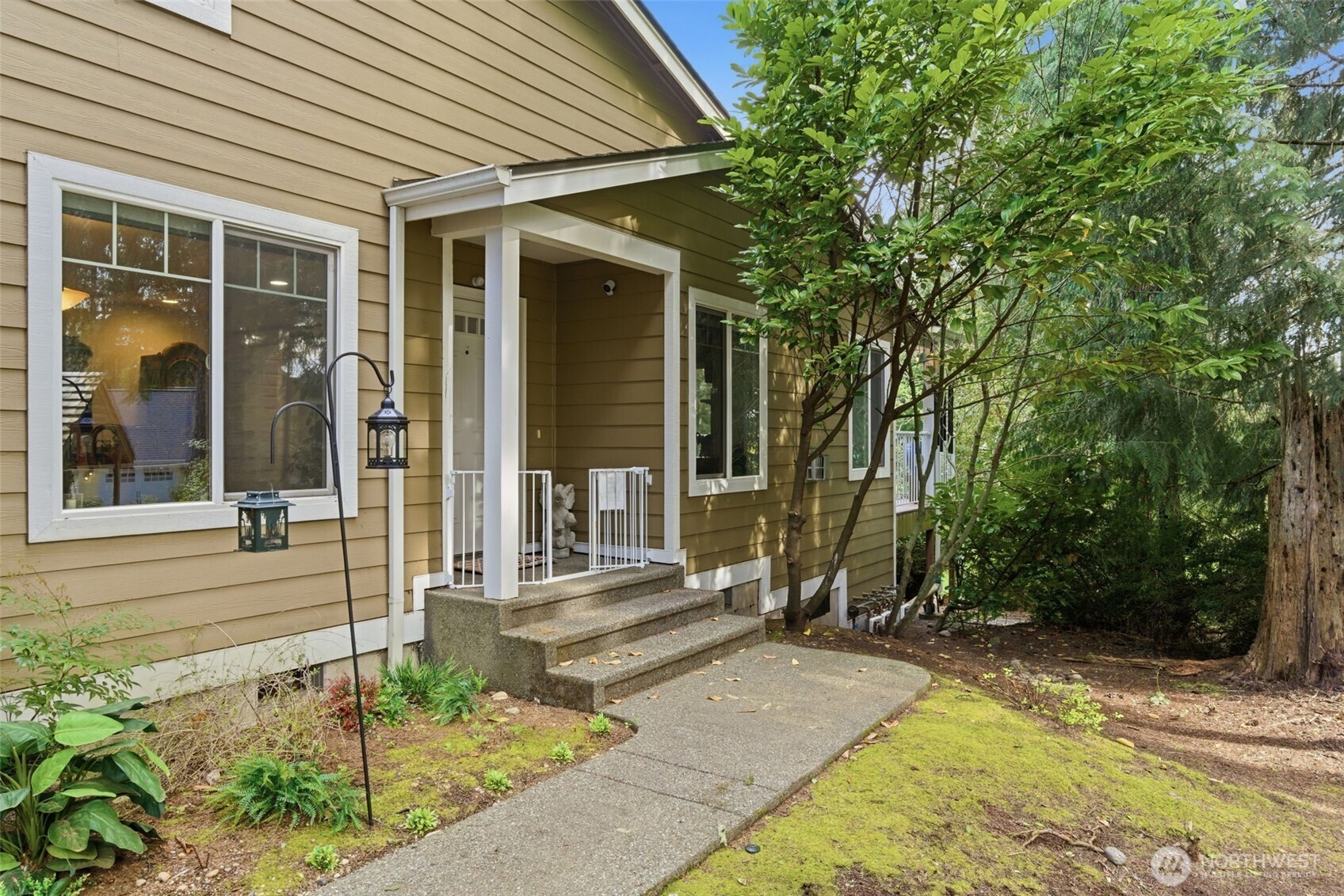 920 East Old Ranch Road, Unit B3 Allyn, WA 98524 - Photo 3 of 38