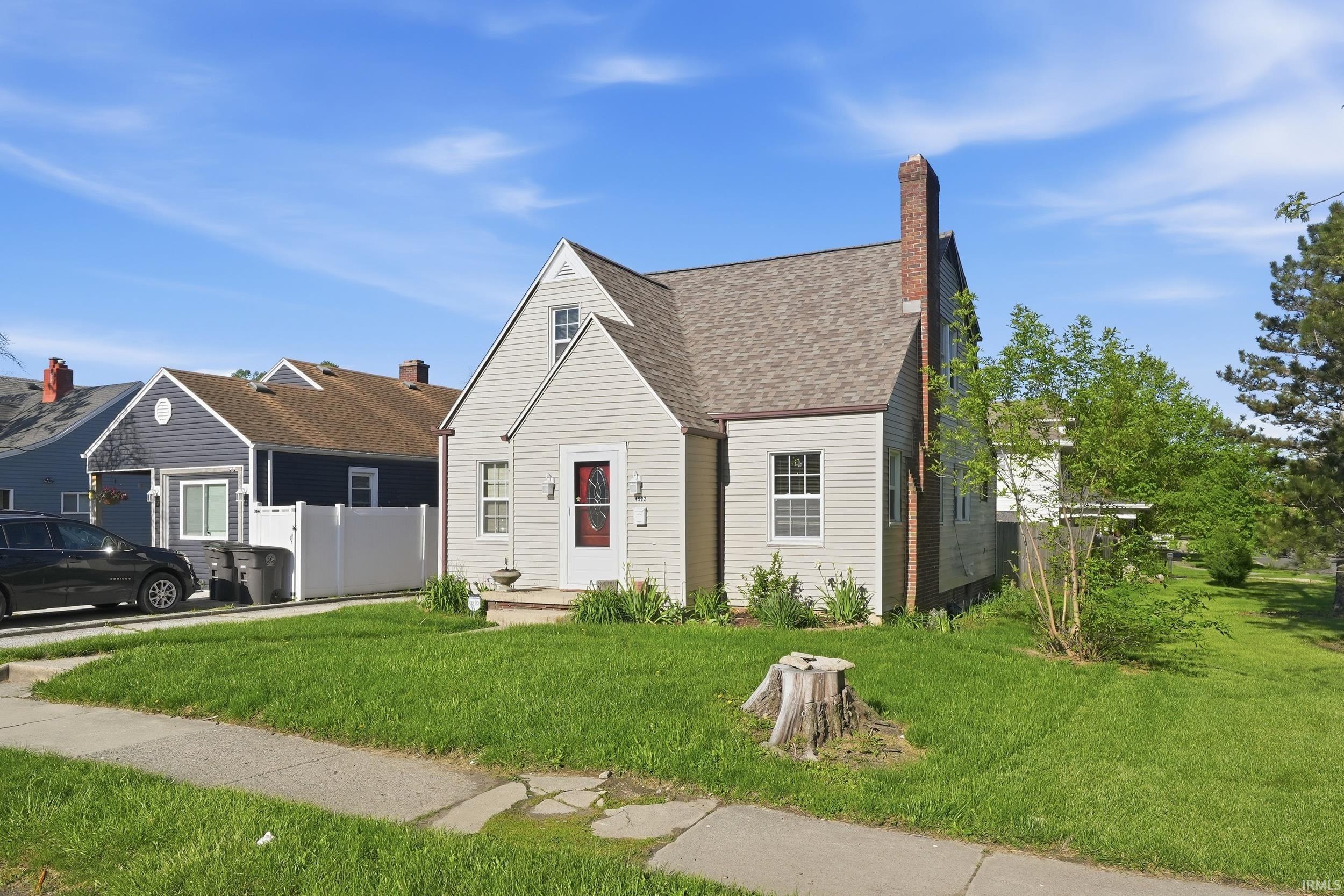 4522 South Calhoun Street Fort Wayne, IN 46807 - Photo 1 of 35