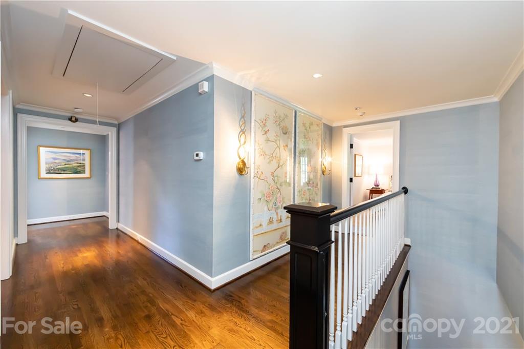 326 Colville Road Charlotte, NC 28207 - Photo 16 of 32 Gallery Image 16