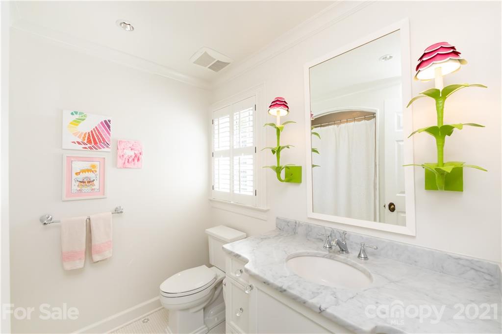 326 Colville Road Charlotte, NC 28207 - Photo 24 of 32 Gallery Image 24