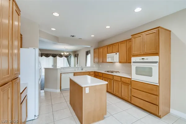 $2,400 | 2316 Desert Fox Drive, Henderson, NV 89052