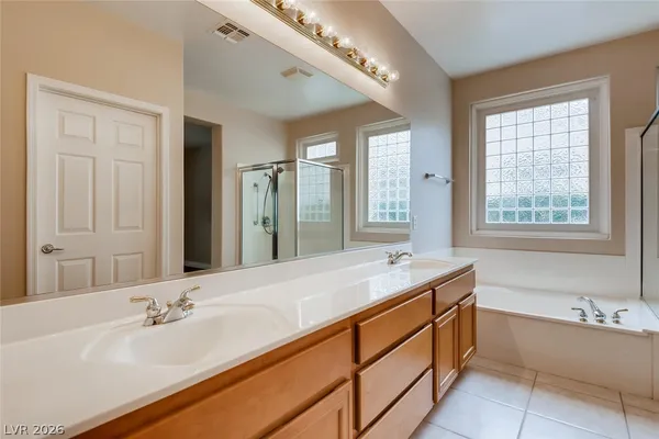 $2,400 | 2316 Desert Fox Drive, Henderson, NV 89052