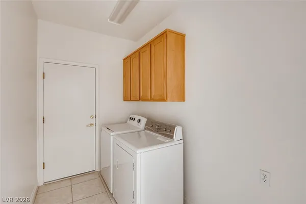 $2,400 | 2316 Desert Fox Drive, Henderson, NV 89052