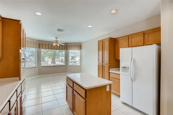 $2,400 | 2316 Desert Fox Drive, Henderson, NV 89052