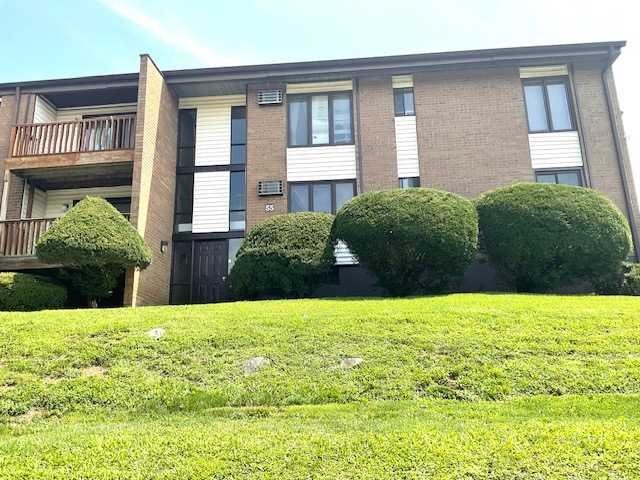 3 Hook Road, Unit 55G Poughkeepsie, NY 12601 - Photo 2 of 13 a view of a house with a garden