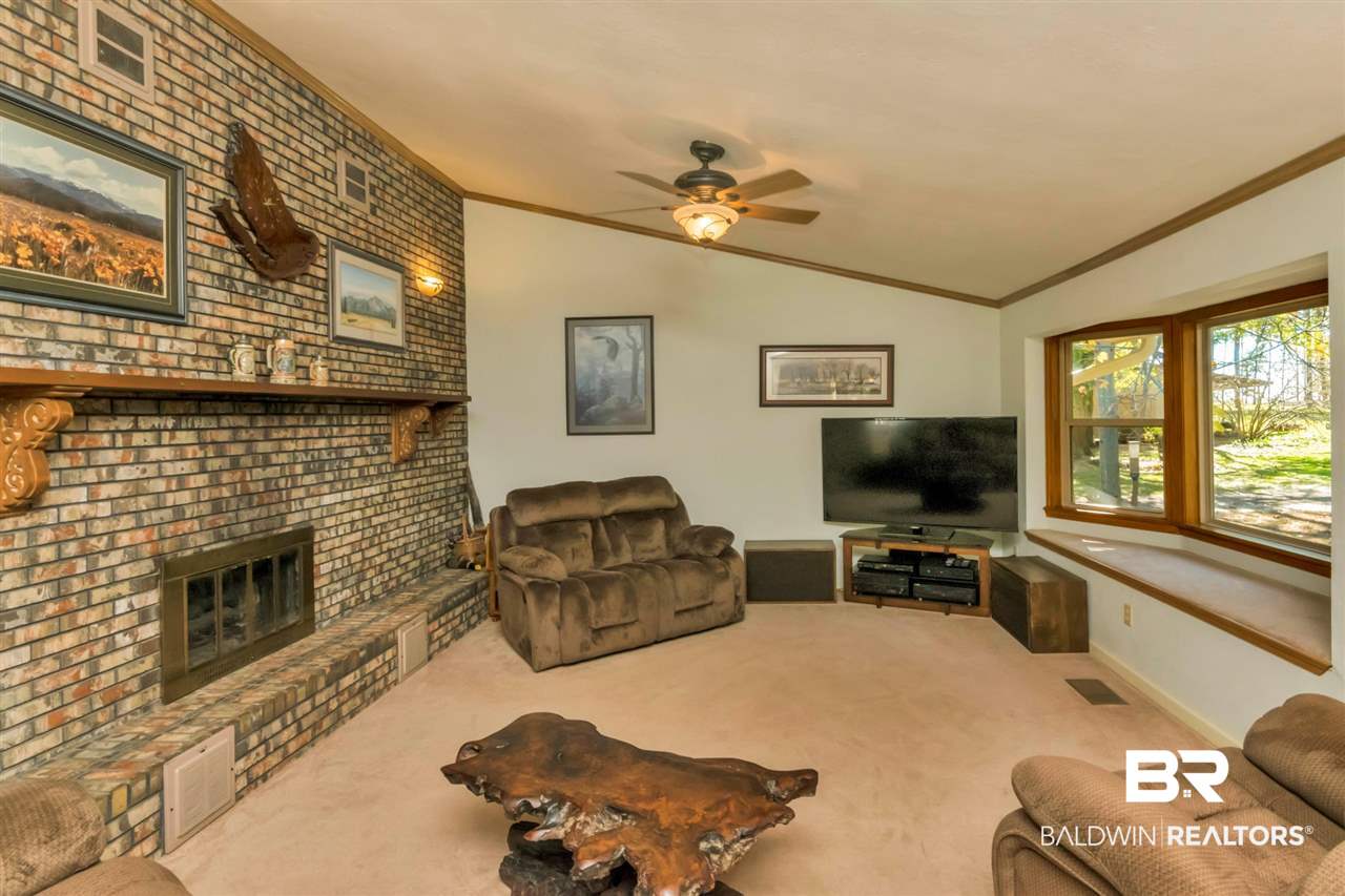 133 Allen Walker Road Grove Hill, AL 36451 - Photo 10 of 46 Great Room