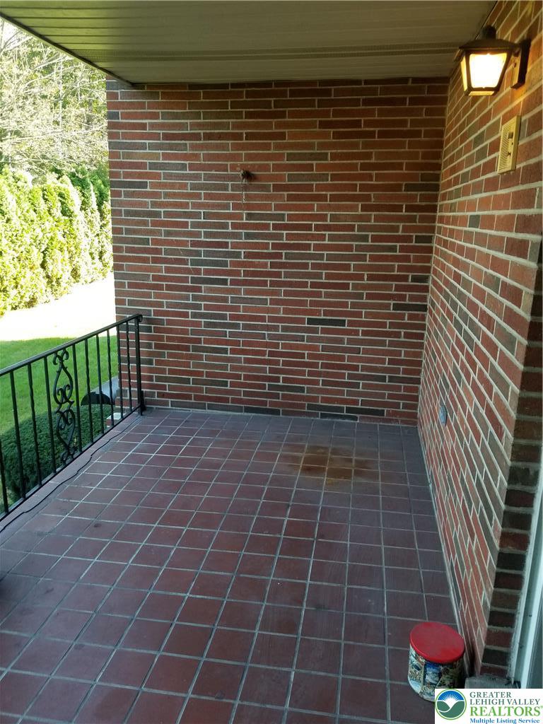 2280 Linden Street, Unit 2N Bethlehem, PA 18017 - Photo 3 of 14 Covered porch