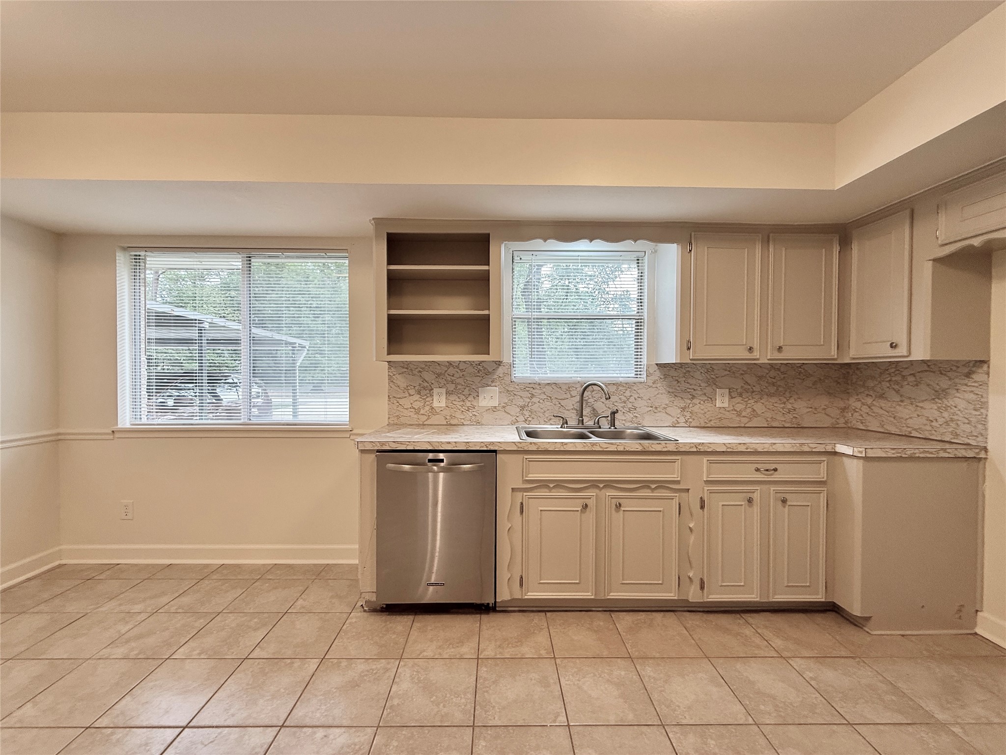 2043 Cherry Laurel Spring, TX 77386 - Photo 13 of 50 Cheerful white cabinetry