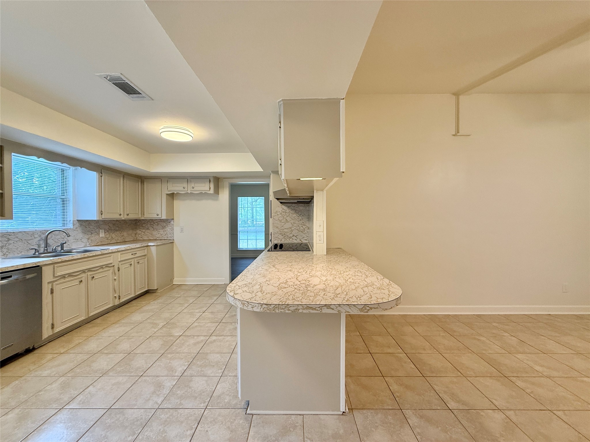 2043 Cherry Laurel Spring, TX 77386 - Photo 14 of 50 Kitchen overlooks t he Family Room