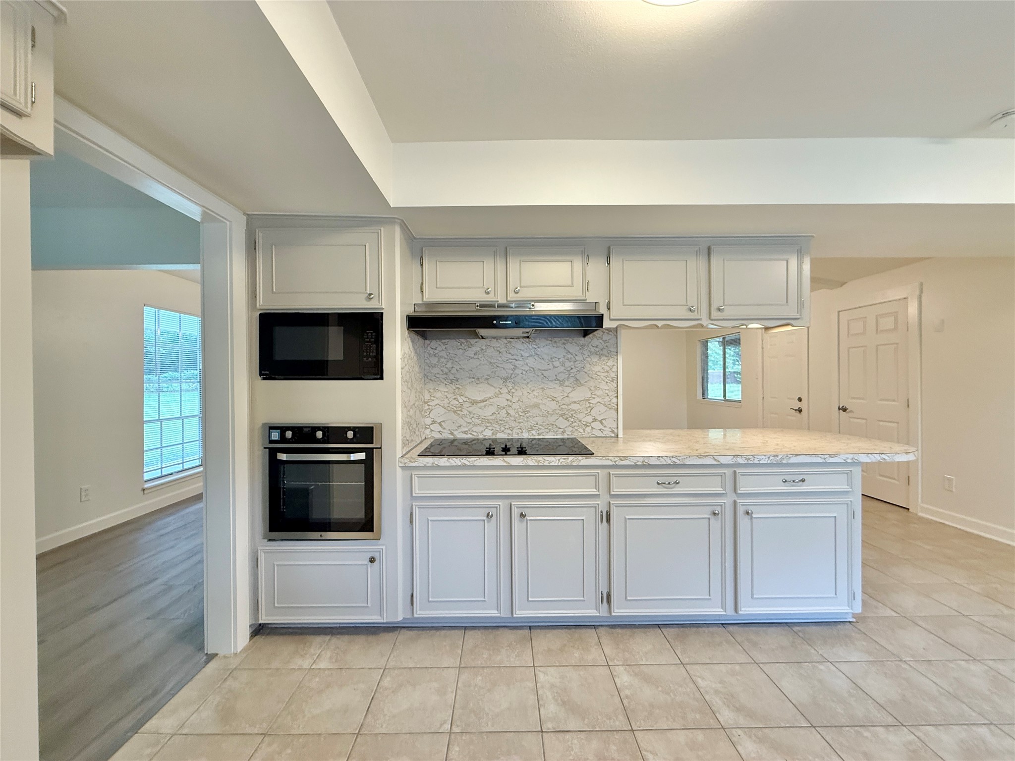 2043 Cherry Laurel Spring, TX 77386 - Photo 15 of 50 Plenty of storage space in this kitchen