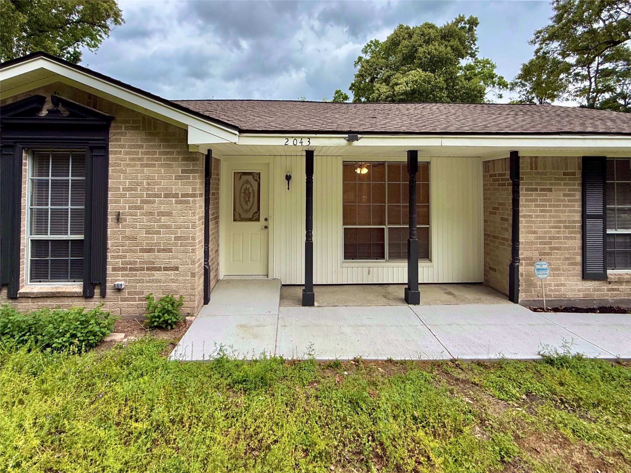 2043 Cherry Laurel Spring, TX 77386 - Photo 2 of 50 A 3 bedroom home on 1.5 Acres of Land!!!