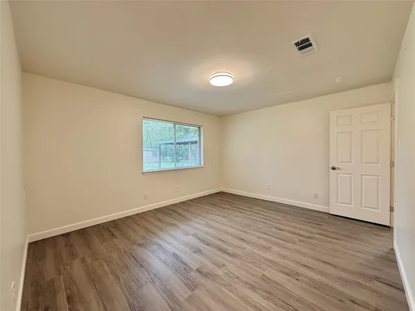 $2,350 | 2043 Cherry Laurel, Spring, TX 77386
