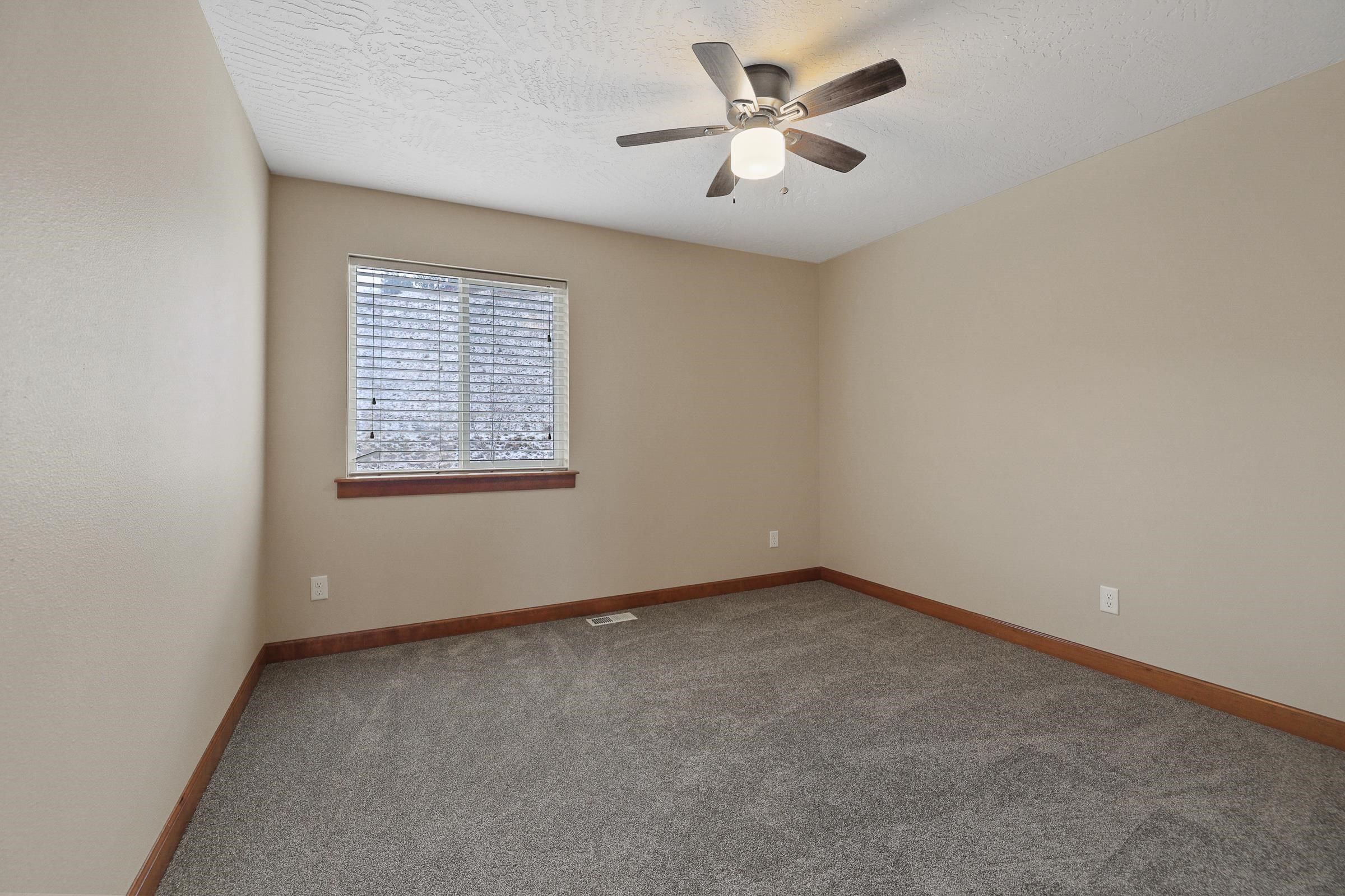 124 South Legacy Ridge Drive Liberty Lake, WA 99019 - Photo 20 of 29