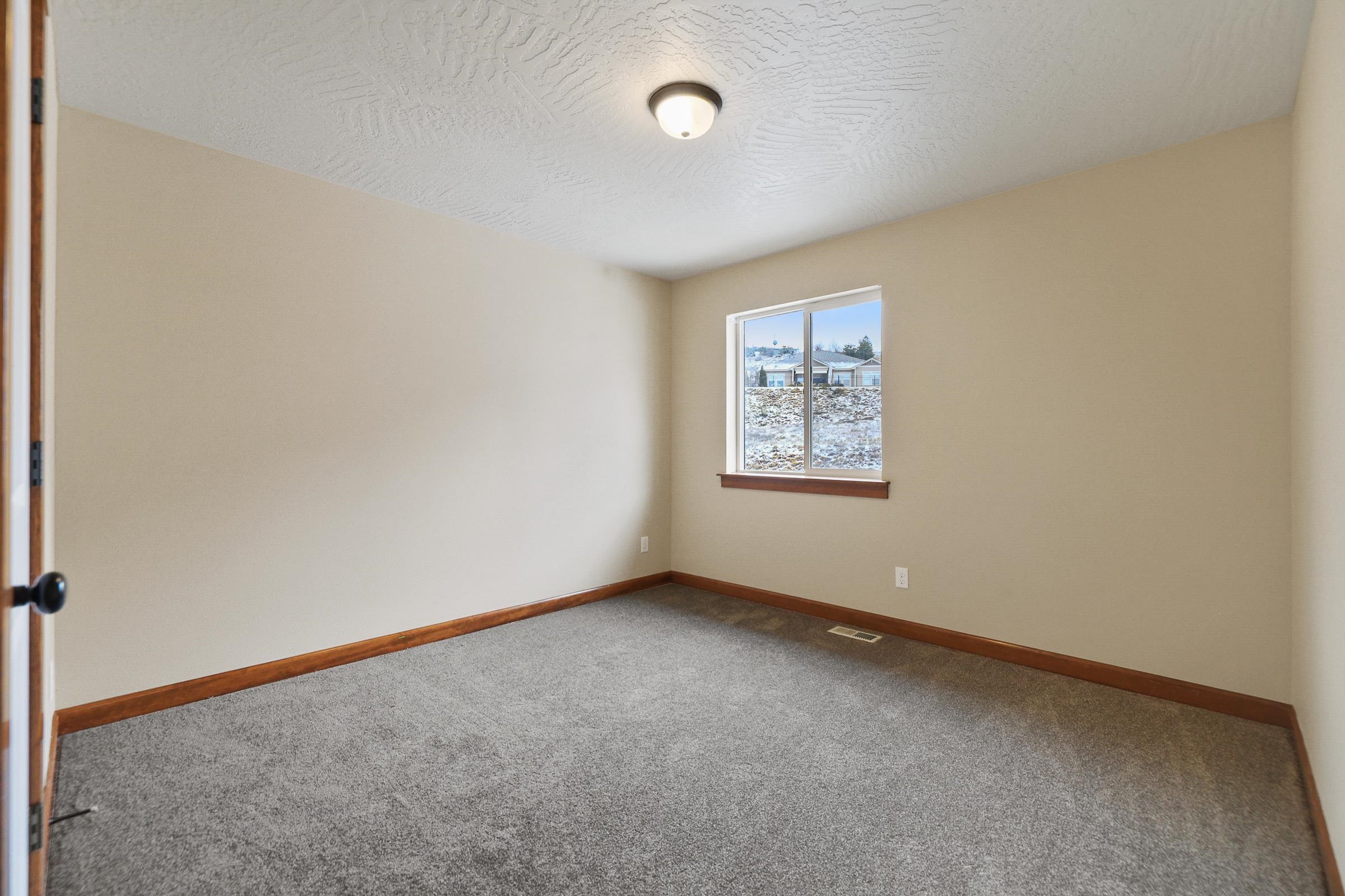 124 South Legacy Ridge Drive Liberty Lake, WA 99019 - Photo 22 of 29