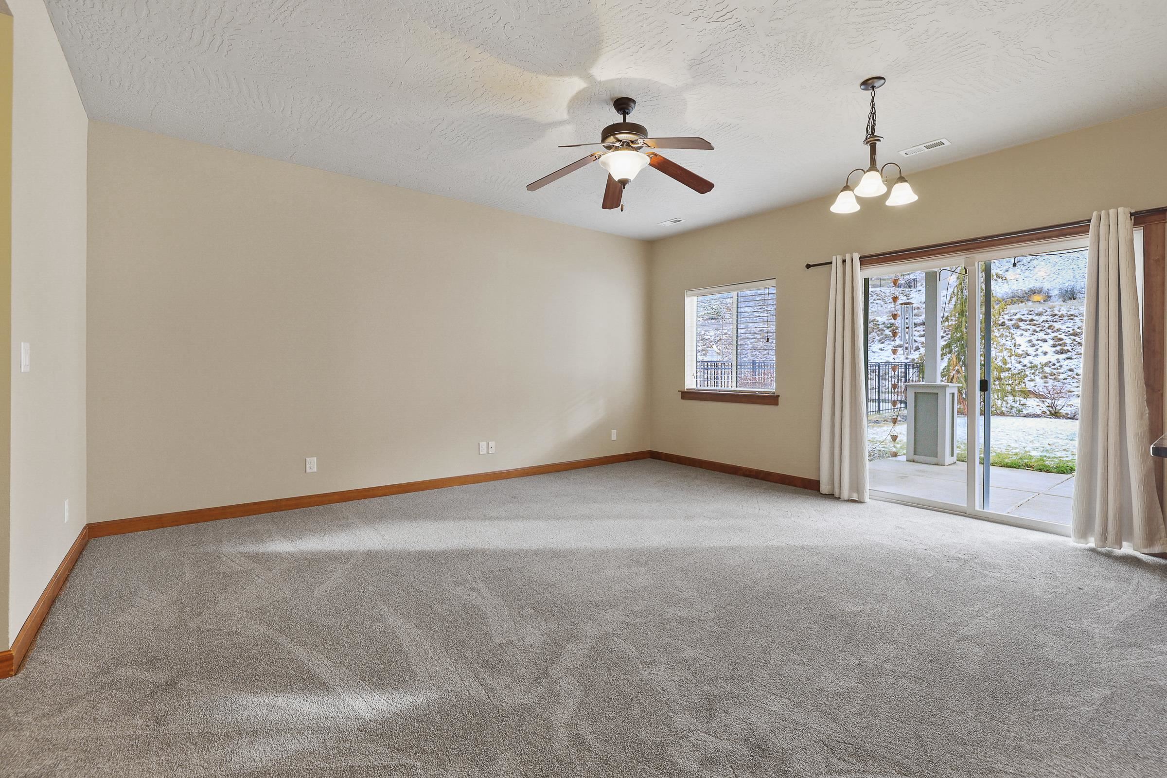 124 South Legacy Ridge Drive Liberty Lake, WA 99019 - Photo 8 of 29