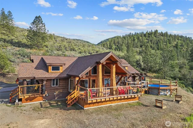 $1,199,000 | 33905 Winterwood Lane East, Davenport, WA 99122