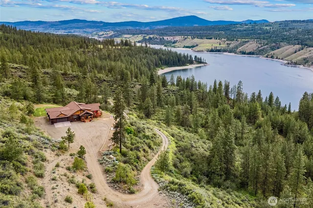 $1,199,000 | 33905 Winterwood Lane East, Davenport, WA 99122