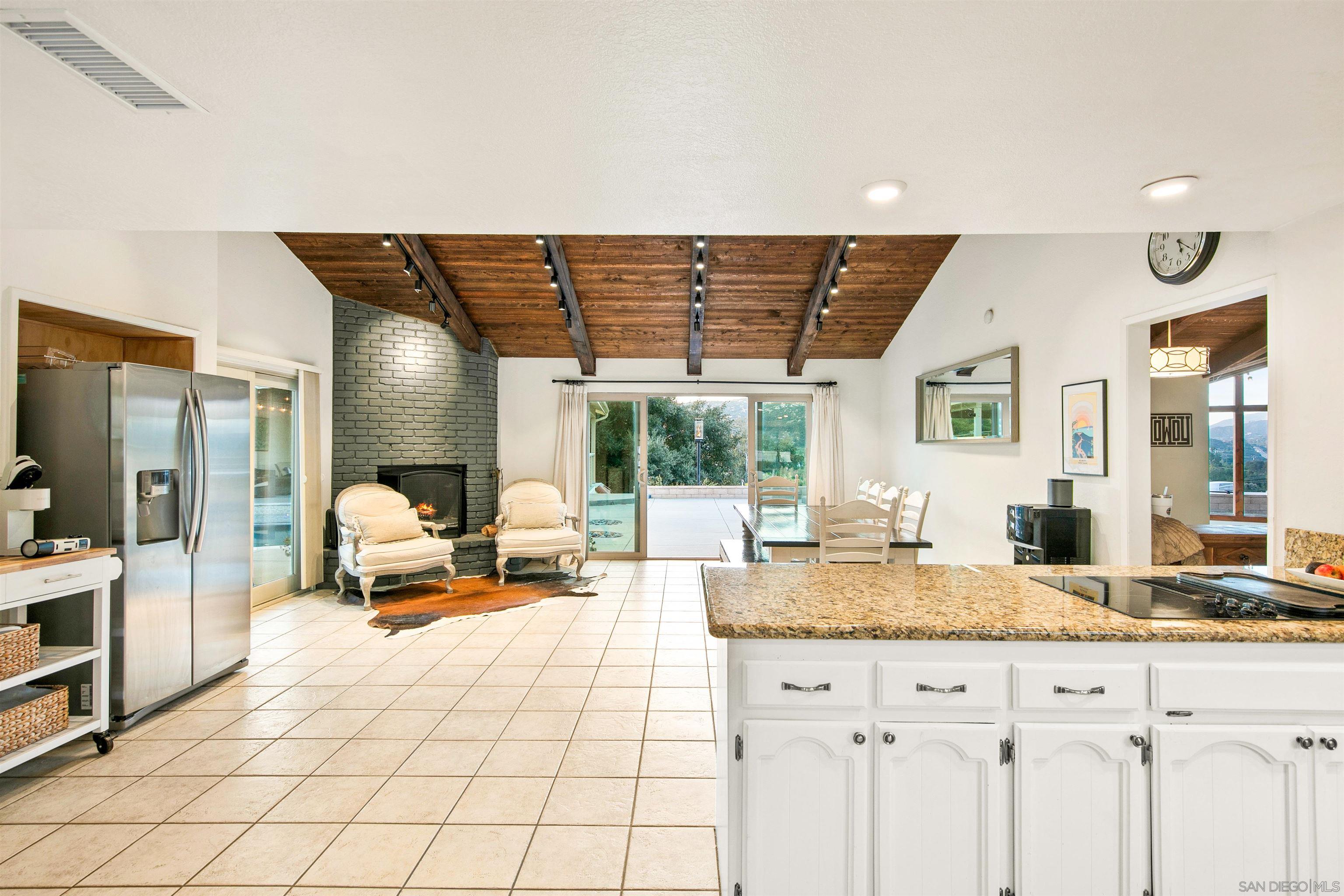 580 South Grade Road Alpine, CA 91901 - Photo 10 of 40