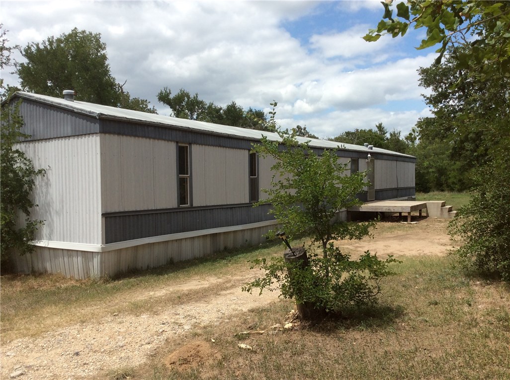 925 Union Hill Road Luling, TX 78648 - Photo 1 of 1 Gallery Image 1