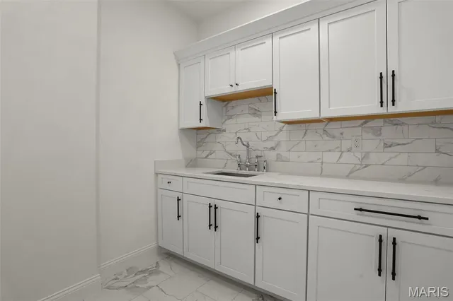 $395,000 | 310 Captains Court, Grafton, IL 62037