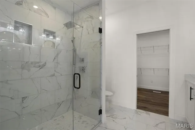 $395,000 | 310 Captains Court, Grafton, IL 62037