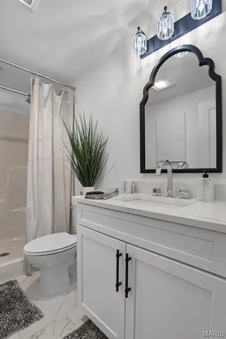 $395,000 | 310 Captains Court, Grafton, IL 62037