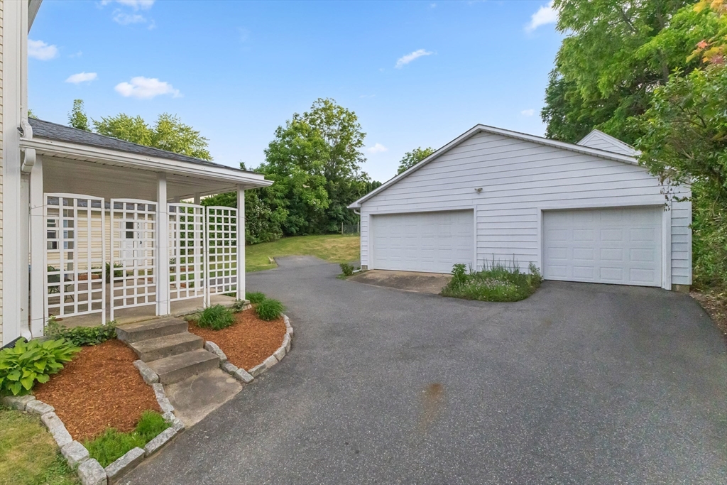236 South Street Warren, MA 01092 - Photo 32 of 34