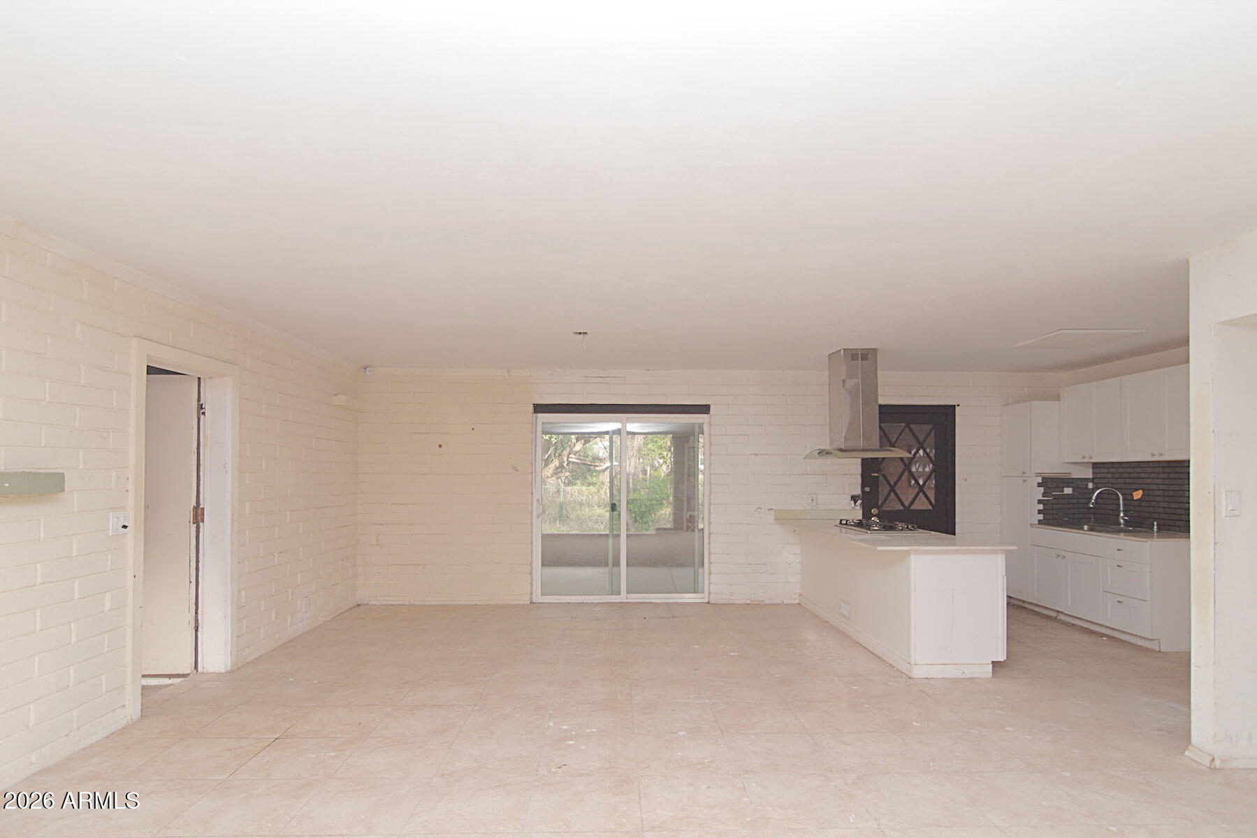 1176 North Royal Road Nogales, AZ 85621 - Photo 5 of 10