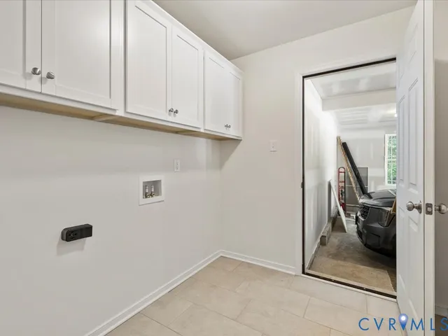 a view of a storage & utility room