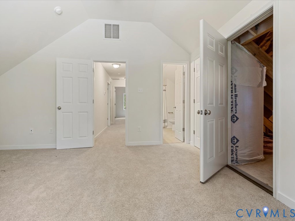1146 Clayton Road Powhatan, VA 23139 - Photo 34 of 42 an empty room with closet and a bathroom