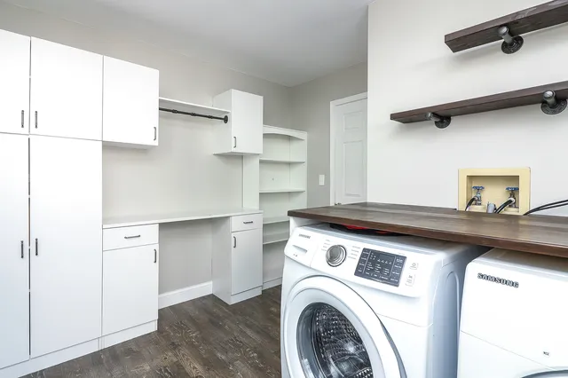 a view of washer and dryer