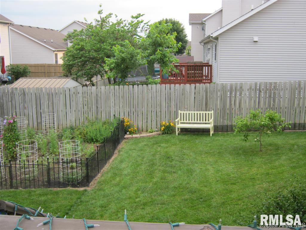 3720 Carney Boulevard Springfield, IL 62712 - Photo 3 of 31 Gallery Image 3