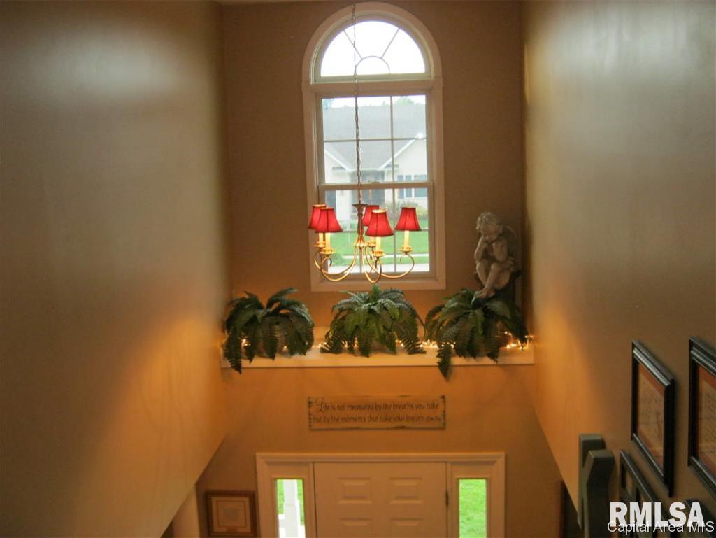 3720 Carney Boulevard Springfield, IL 62712 - Photo 4 of 31 Gallery Image 4