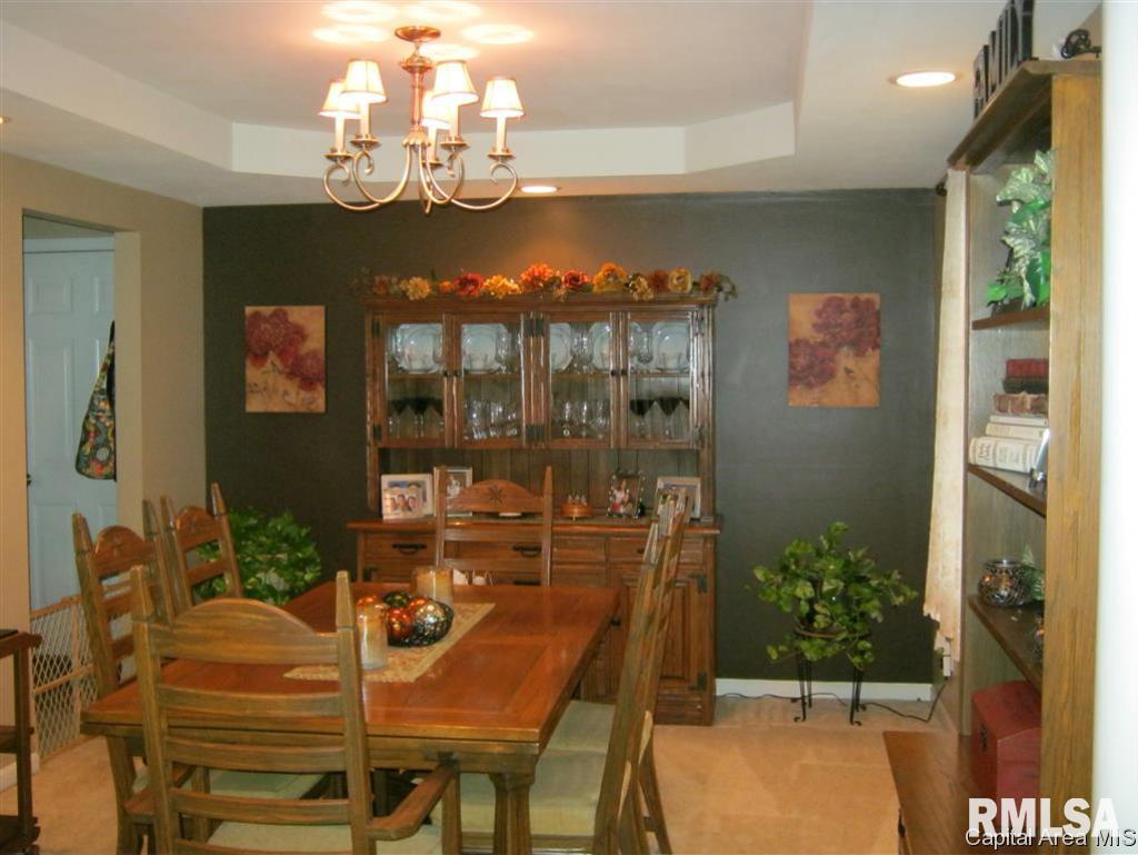 3720 Carney Boulevard Springfield, IL 62712 - Photo 8 of 31 Gallery Image 8