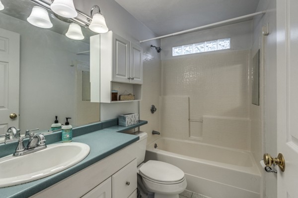 71 Bow Ridge Road Lynn, MA 01904 - Photo 11 of 30 Gallery Image 11