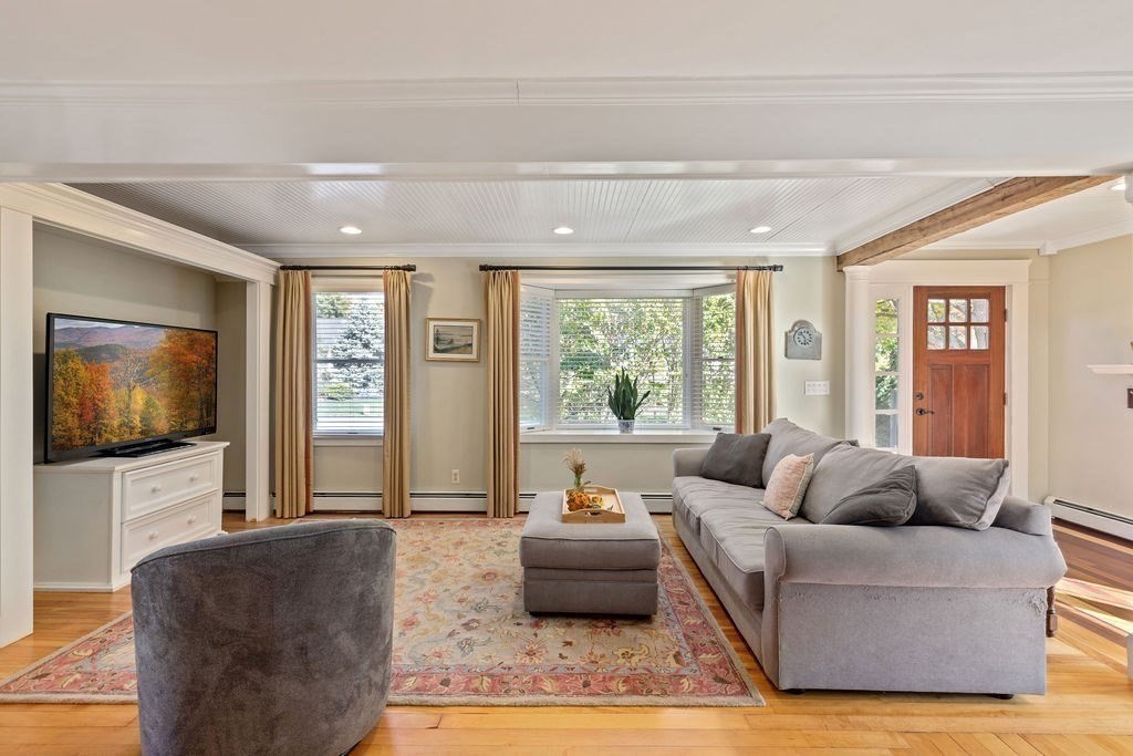 42 Clark Road Andover, MA 01810 - Photo 8 of 42 Gallery Image 8