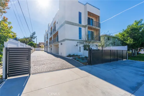 $6,500 | 712 Chestnut Avenue, Los Angeles, CA 90042