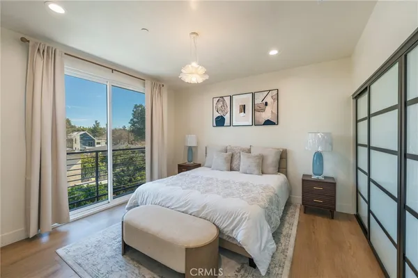 $6,500 | 712 Chestnut Avenue, Los Angeles, CA 90042