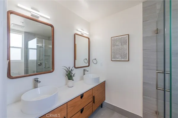 $6,500 | 712 Chestnut Avenue, Los Angeles, CA 90042