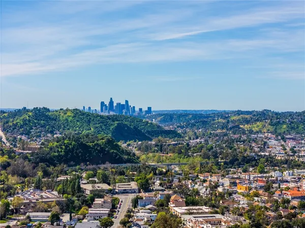 $6,500 | 712 Chestnut Avenue, Los Angeles, CA 90042