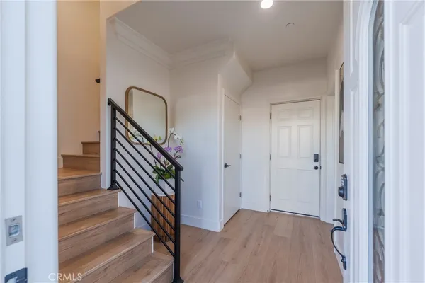 $6,500 | 712 Chestnut Avenue, Los Angeles, CA 90042