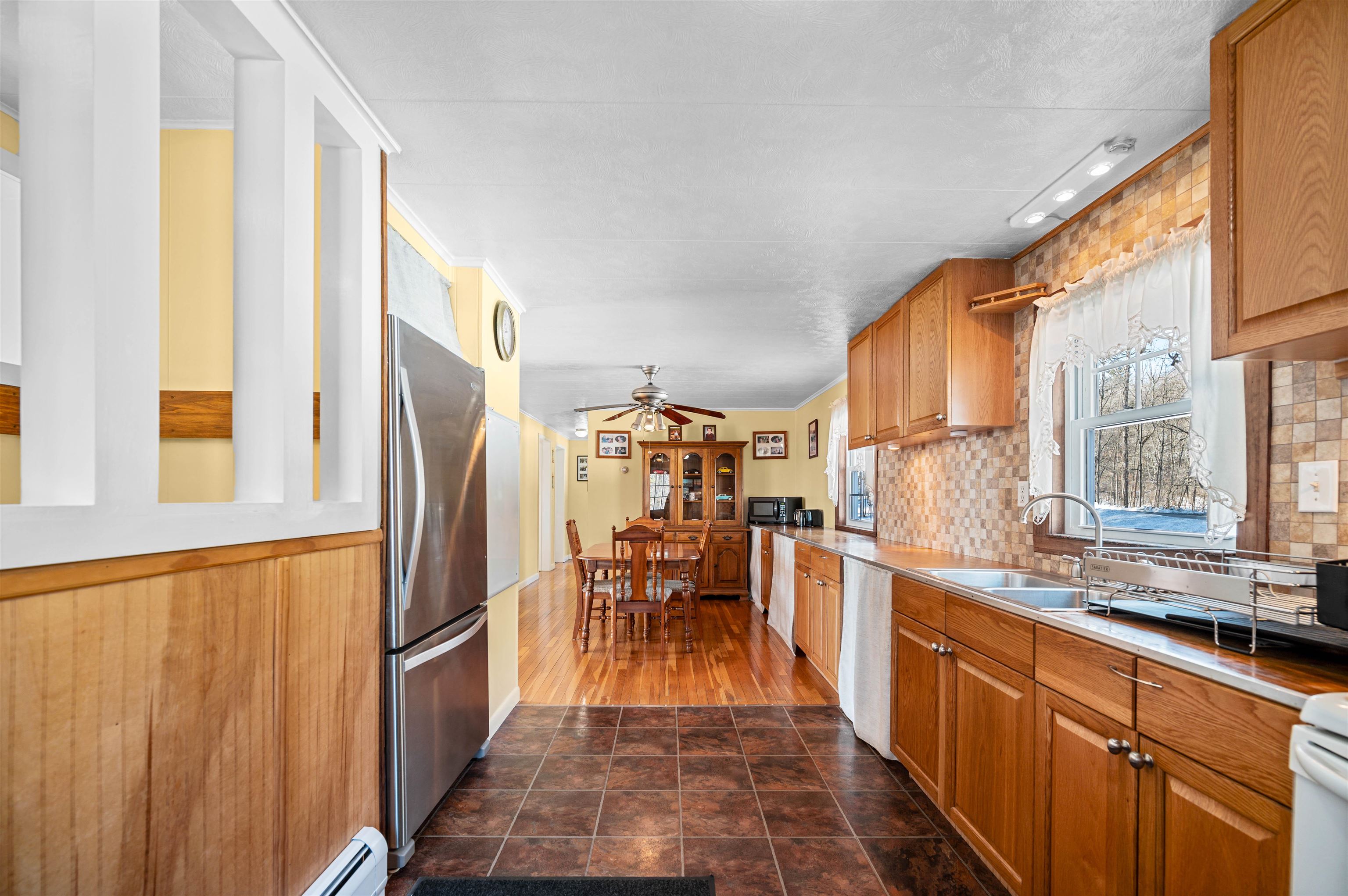 310 Hill St Extension Berlin, VT 05602 - Photo 5 of 54